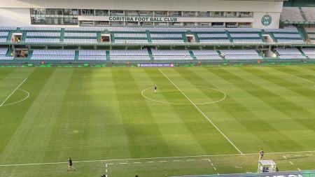 Coritiba e Atlético se enfrentam no estádio Couto Pereira, no Sul do país