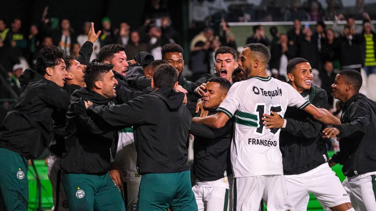 Coritiba 3 x 1 América: gols e melhores momentos do jogo pelo Brasileiro