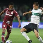 Coritiba vence o Fluminense e breca escalada dos cariocas na Série A