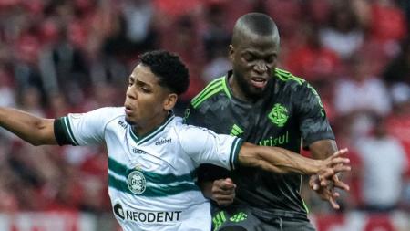 Coritiba venceu o Internacional fora de casa