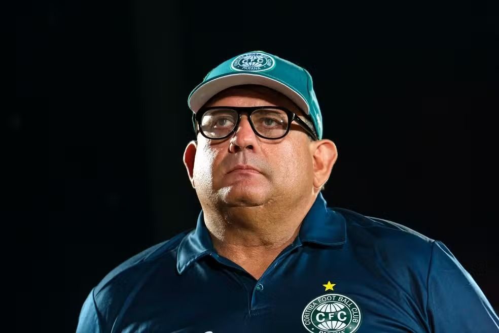 Sport está próximo de fechar com o técnico Guto Ferreira