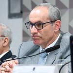 Coronel diz que mensagens para Cid eram um pedido para Bolsonaro “apaziguar” o país e que as enviou no “calor da emoção”