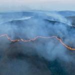 Vídeo: incêndio atinge Parque Estadual da Serra da Boa Esperança e forma 'coluna' de fogo
