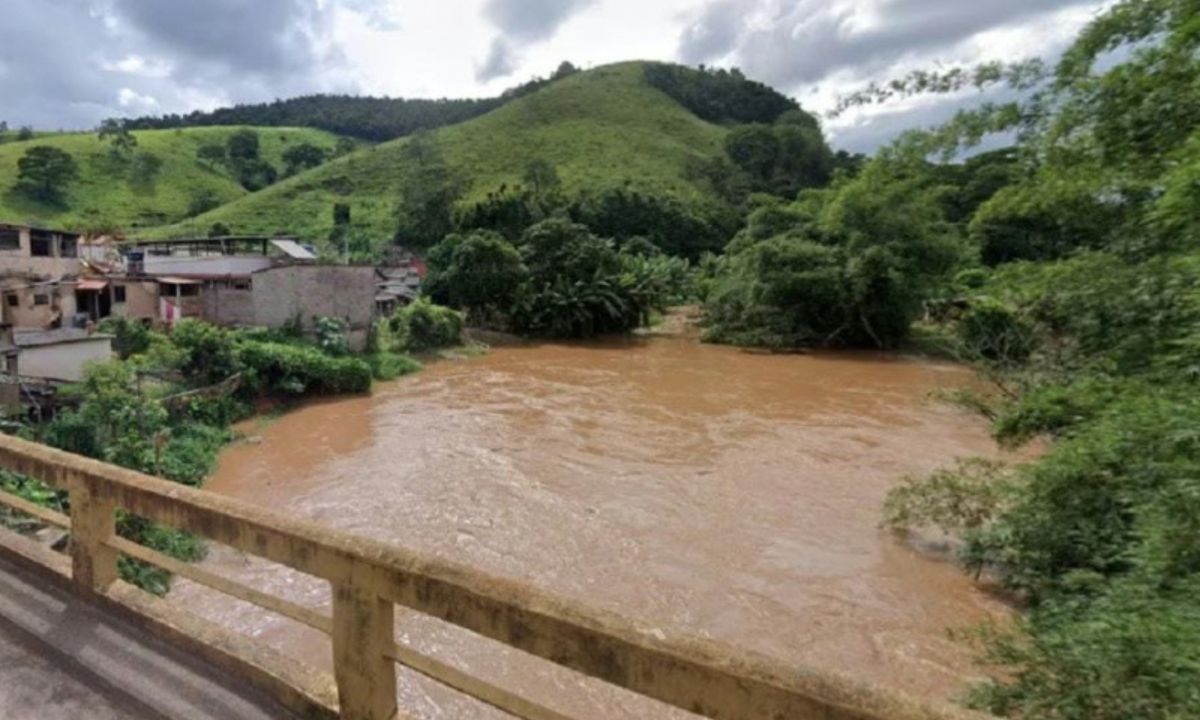 Casal é indiciado por ocultação de cadáver de feto jogado em rio em MG
