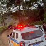 Jovem é preso suspeito de cárcere privado e de enterrar corpo de recém-nascido em área de pasto em MG