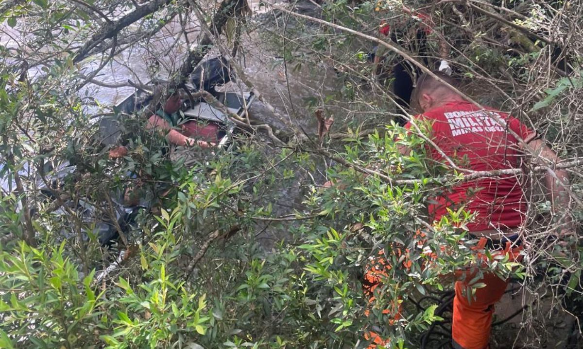 Bombeiros encontram corpo de jovem desaparecido em Bom Jardim de Minas (MG)