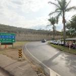 Corpo é encontrado carbonizado em meio a entulhos perto de importante Universidade de Minas
