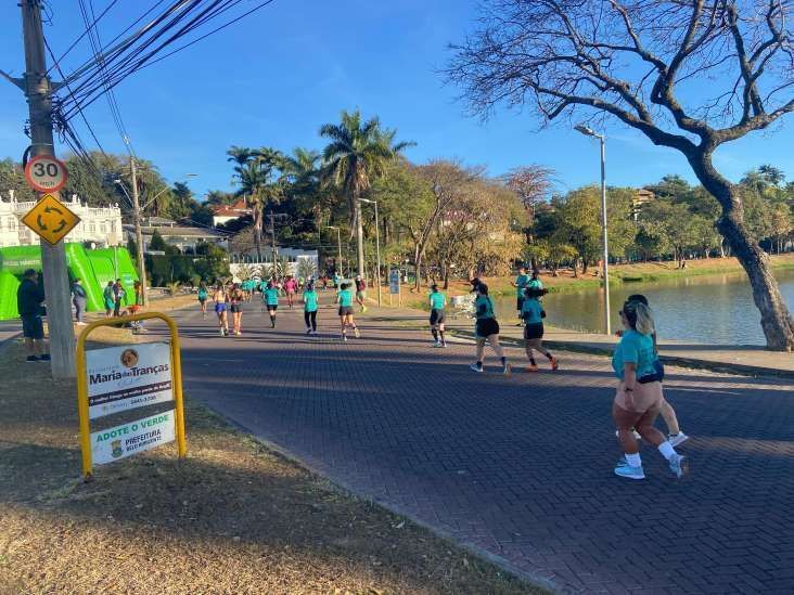 Veteranos e novatos se encontram na 9ª Corrida Itatiaia, na Pampulha, em BH