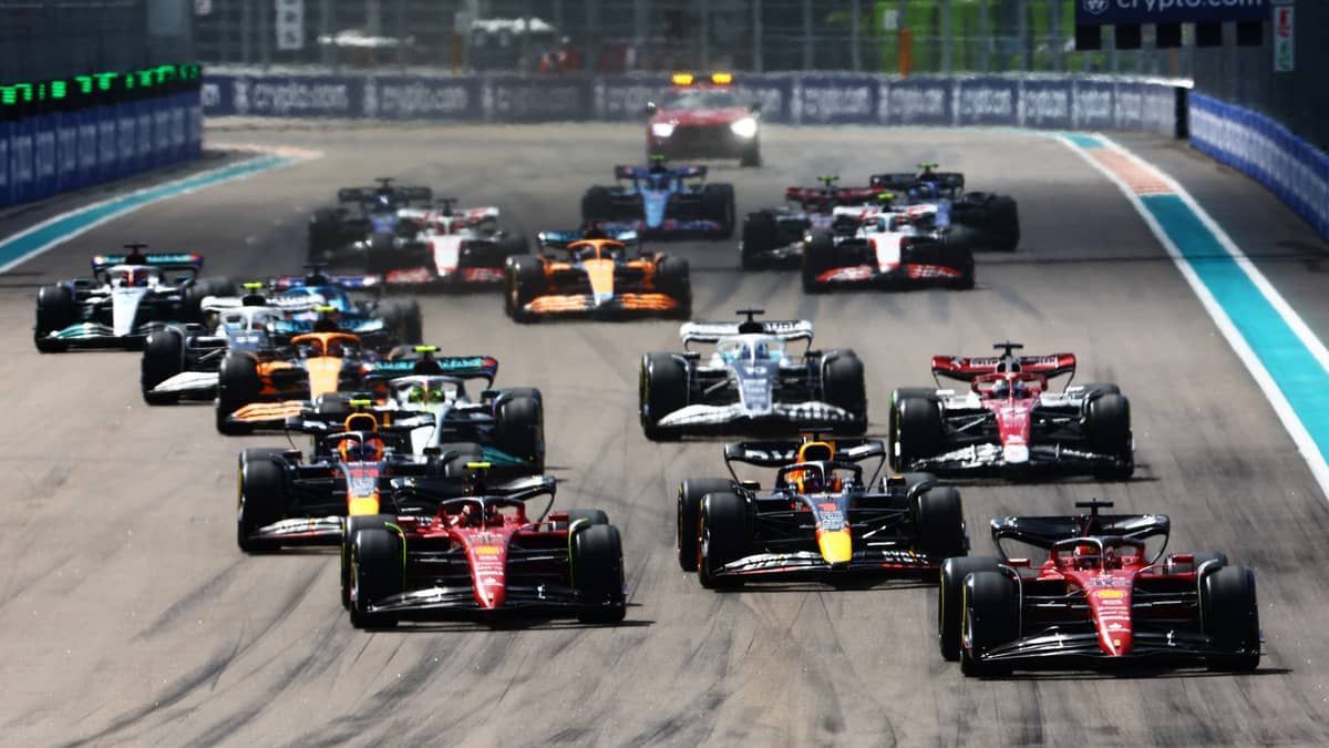 Fórmula 1 anuncia mudanças em fins de semana com corridas sprint