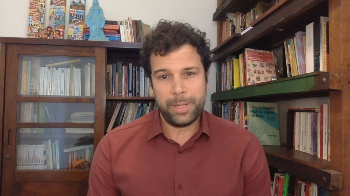Corte da Selic foi tardio e métodos do BC precisam ser revistos, diz professor da Unicamp à CNN