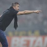 Coudet erra em suas escolhas e chega pressionado contra o Cruzeiro