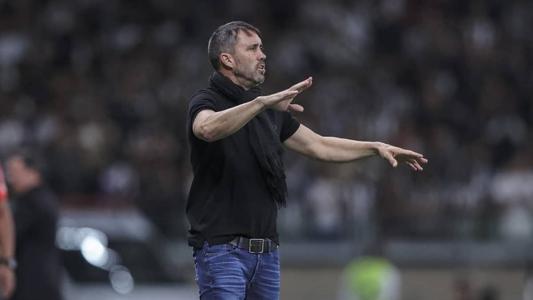 Coudet definiu Atlético para duelo complicado com o Palmeiras