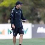 Atlético avalia caminhos jurídicos para acionar Coudet e receber multa