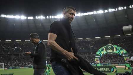 Coudet foi o escolhido para ser o sucessor de Cuca no comando técnico do Atlético