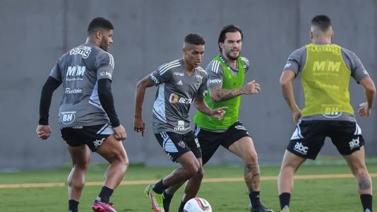 Coudet leva grupo praticamente completo para o jogo contra o Athletic