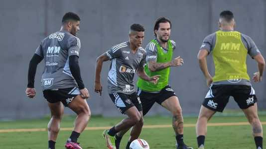 Coudet leva grupo praticamente completo para o jogo contra o Athletic