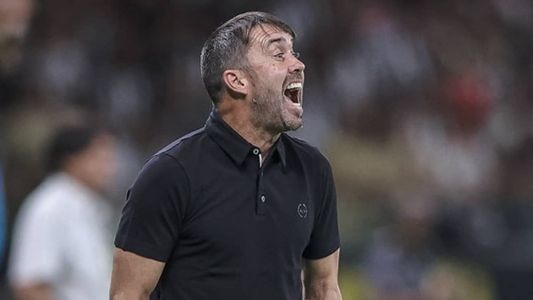 Coudet mexeu bastante na equipe para enfrentar o Brasil de Pelotas, no Mineirão