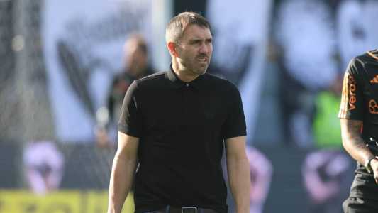 Coudet vê desgaste do Internacional mas diz que "não é desculpa"