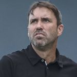 Coudet roda peças e tem dificuldade em achar 'meio-campo ideal' no Atlético