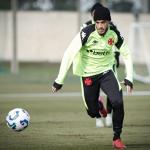 Escalação do Vasco: Felipe comanda o time de forma interina diante do Operário