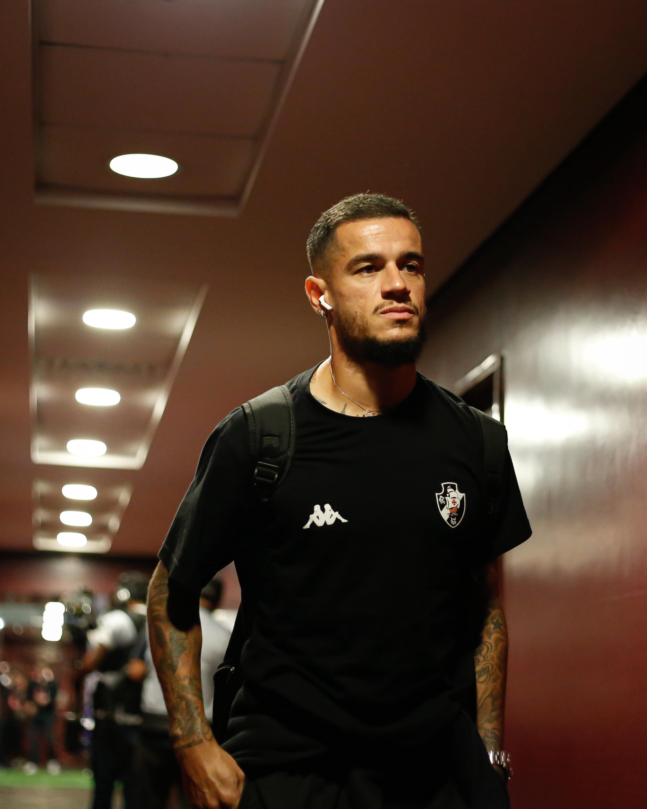 Fernando Diniz tem a missão de encerrar sequência negativa do Vasco em 2025