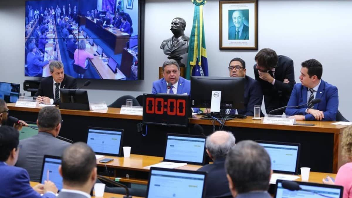 CPI das Apostas Esportivas pede acesso a inquérito e quer ouvir promotor que investiga fraude