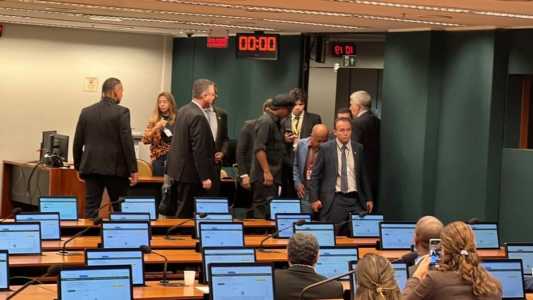CPI das Pirâmides Financeiras ouviu Ronaldinho Gaúcho nesta quinta-feira (31)