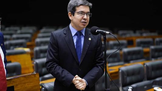 CPMI de 8 de janeiro deve ser instalada na próxima semana, afirma líder do governo.