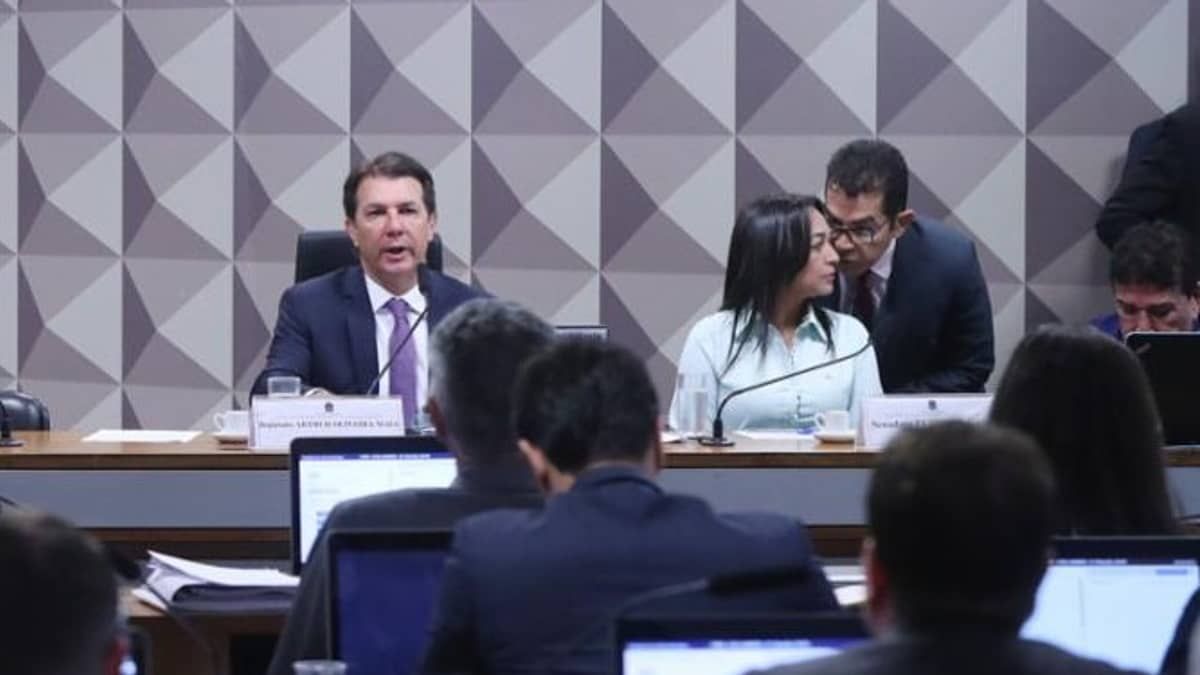Presidente de CPMI do 8/1 diz que vai acionar STF para ter acesso às imagens de ministério