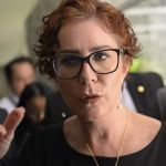 PGR pede prisão preventiva de Carla Zambelli