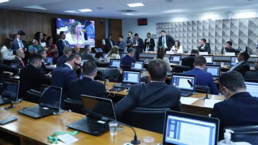 CPMI dos Atos Antidemocráticos ouve nesta quinta-feira (24) sargento que era da equipe de Bolsonaro