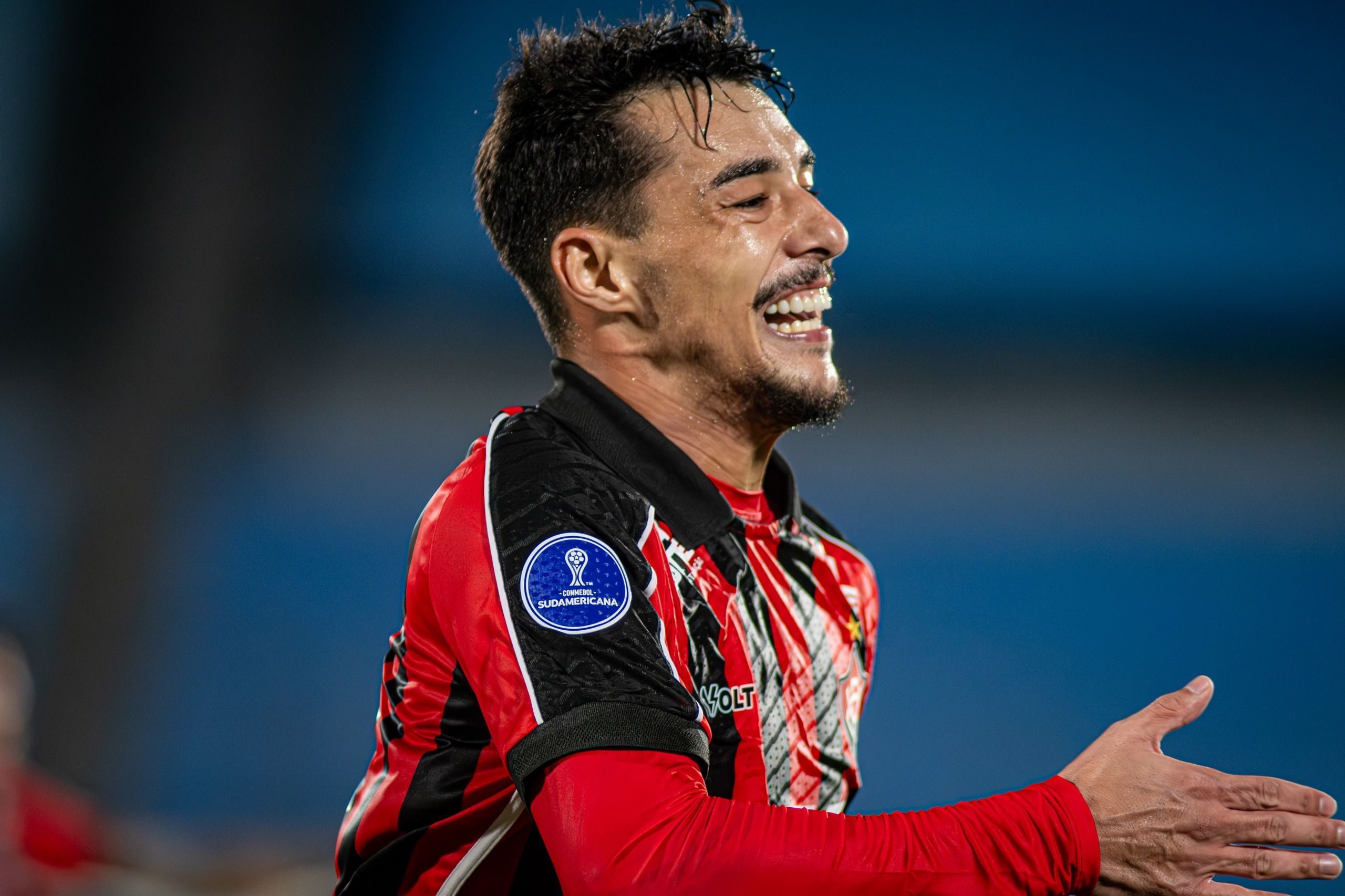 Cerro Largo 0x1 Vitória: golaço e melhores momentos de jogo da Sul-Americana
