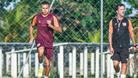 CRB e Chapecoense se enfrentam pela Série B