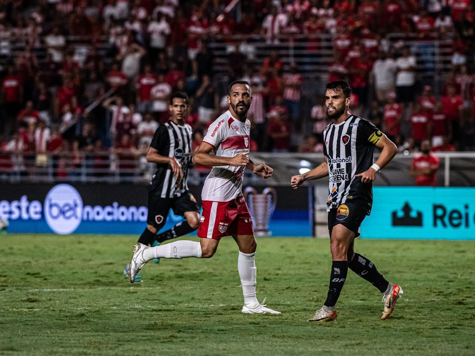 Deu Galo! CRB vence Botafogo-PB nos pênaltis e avança na Copa do Nordeste