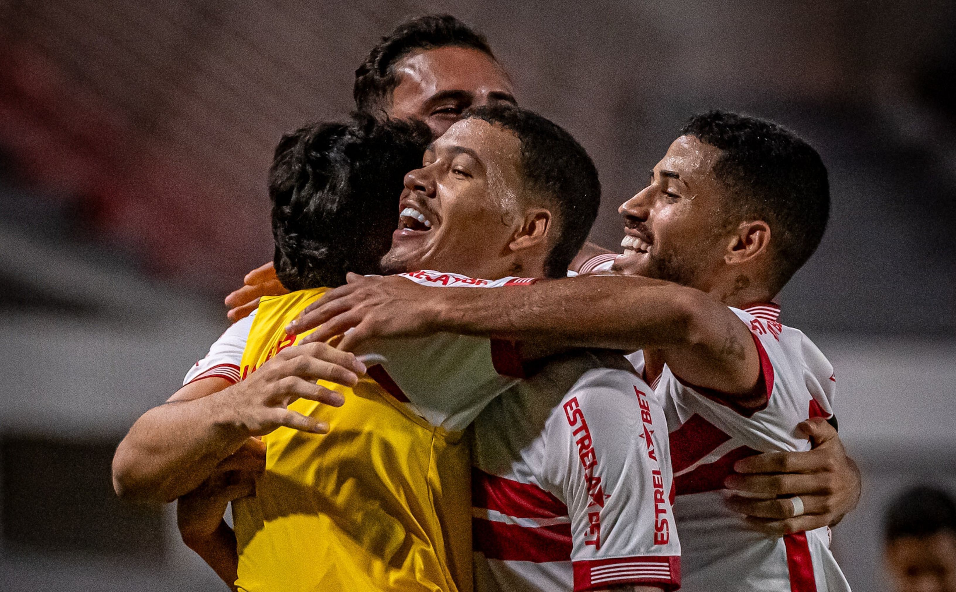 Copa do Brasil: rival do Atlético, CRB defende longa invencibilidade em casa