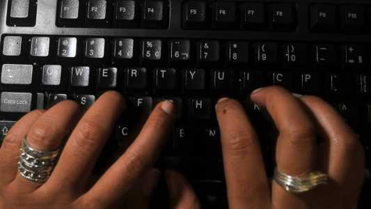 Crescem crimes virtuais contra a mulher