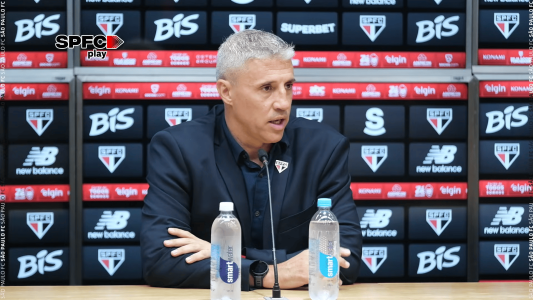 Hernán Crespo, técnico do São Paulo, em entrevista coletiva na Vila Belmiro