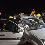 Criança de 11 anos fica ferida após batida entre carro e carreta no Norte de Minas