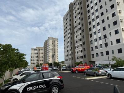 Criança de 5 anos morre ao cair do 12º andar, em uma queda de cerca de 40 metros, em Uberlândia