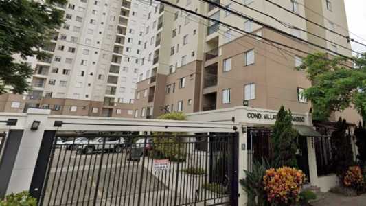 Criança foi encontrada na área do jardim do condomínio residencial
