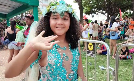 Fotos de crianças fantasiadas no Carnaval