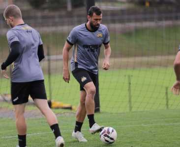 Luciano Castán deve ser titular do Criciúma contra Cuiabá