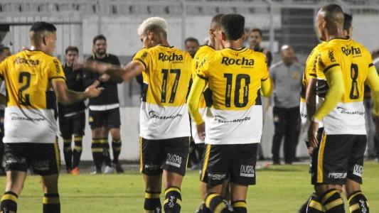 Criciúma tem quatro vitórias e dois empates na Série B de 2023, e neste domingo enfrenta o Ceará