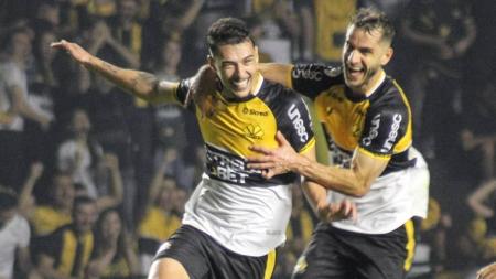 Criciúma vence Ponte Preta e segue na busca pelo G4 da Série B