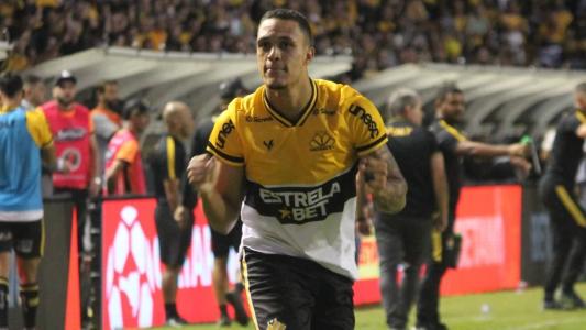Criciúma venceu Brusque no jogo de ida da final do Catarinense