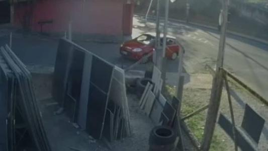 Crime aconteceu em outubro do ano passado. A Polícia Civil cumpriu dois mandados de busca e apreensão