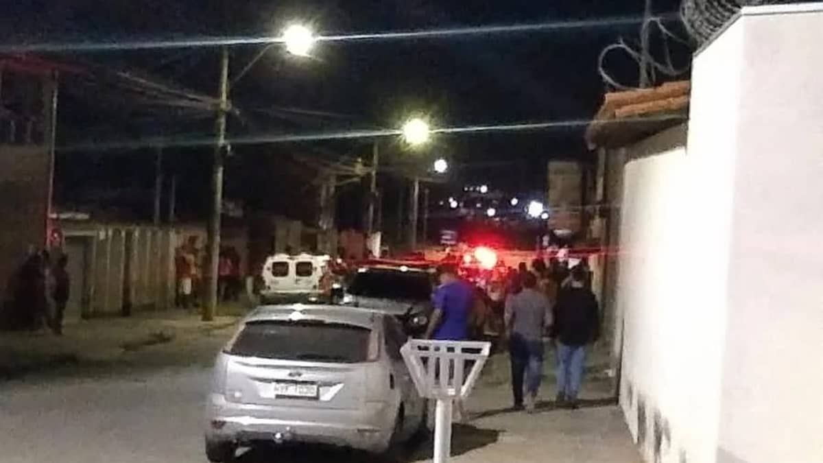 Jovem de 20 anos é assassinado a tiros na porta de casa em Montes Claros 