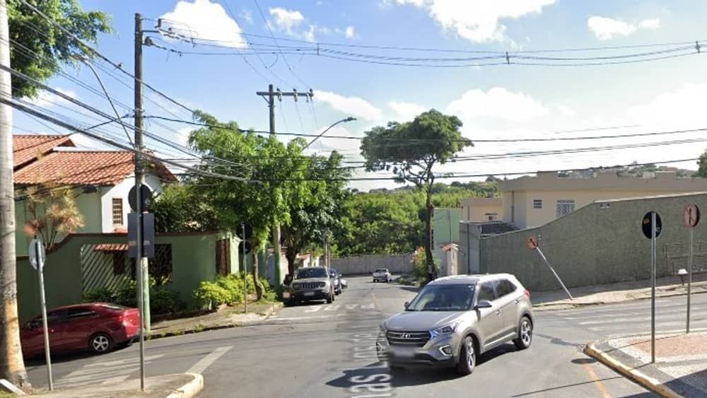 Homem é morto a tiros dentro de carro, no bairro Dona Clara, Pampulha 