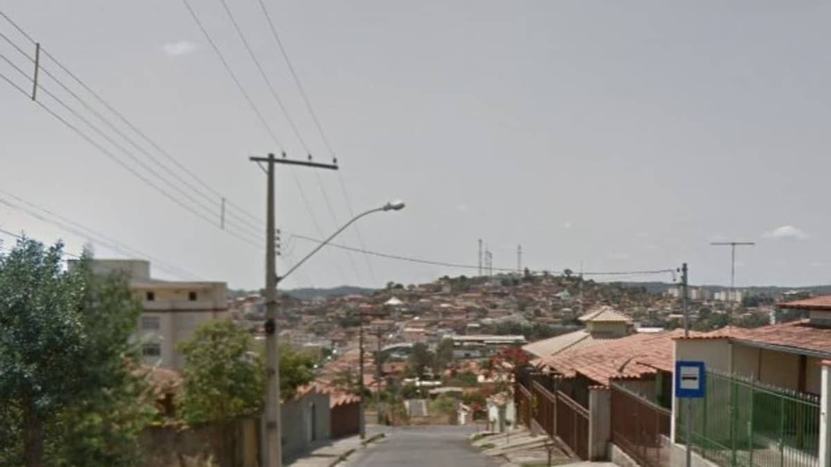 Jovem é morto a tiros por causa de atropelamento de cachorro vira-lata na Grande BH 