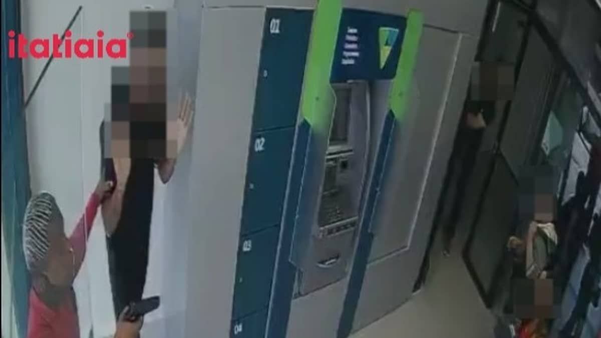 Confira imagens de roubo a banco com reféns em Belo Horizonte